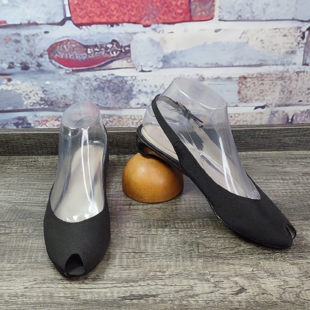 Liz Claiborne "Layla" Grosgrain Fabric Slingback Peep Toe Pump